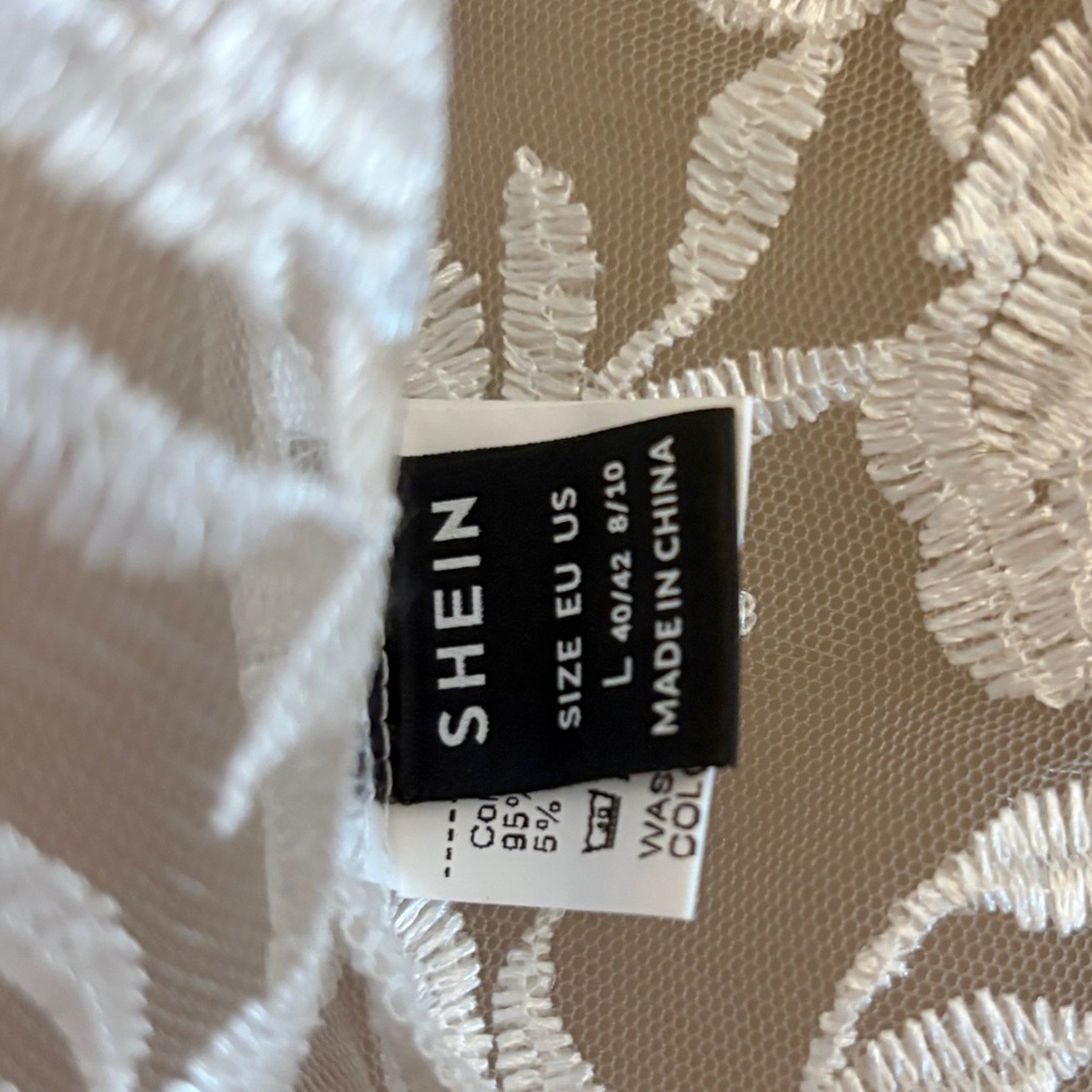 Sheer White Floral Lace Bustier with Zip Back – Size Large 20" PTP EUC - Picture 13 of 13